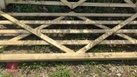2 3M WOODEN GATE - 9