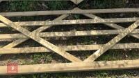 2 3M WOODEN GATE - 12