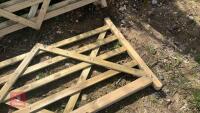 2.1M WOODEN GATE - 2