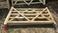 2.1M WOODEN GATE