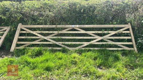 4.2M WOODEN GATE