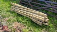 25 2.4M WOODEN STAKES - 11