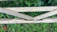 15' WOODEN GATE - 8