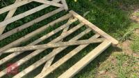 10' WOODEN GATE - 4