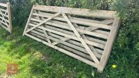 10' WOODEN GATE - 10