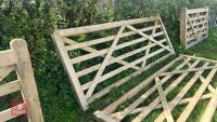 10' WOODEN GATE - 4
