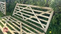 10' WOODEN GATE - 5