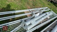 2 4.08M HALF MESH DOT GATES - 6
