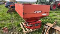 1997 KUHN MDS 921 FERTILISER SPINNER S/R - 7