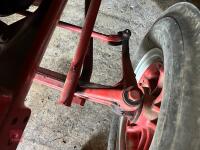 MCCORMICK W-9 STANDARD 2WD TRACTOR - 18