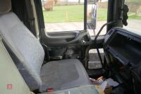 2005 VOLVO FL6 H42T ARTIC TRACTOR UNIT - 31