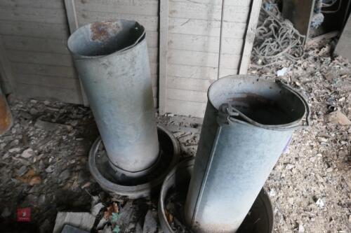 2 GALVANISED POULTRY FEEDERS (18)
