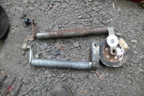 2 JOCKEY WHEELS (66)