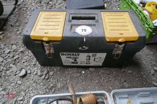 DEWALT PLASTIC TOOLBOX (79)