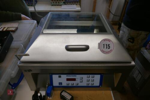 MULTIVAC 240V VACCUM PACKER (115)