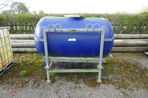 1500 LITRE WATER TANK AND STAND