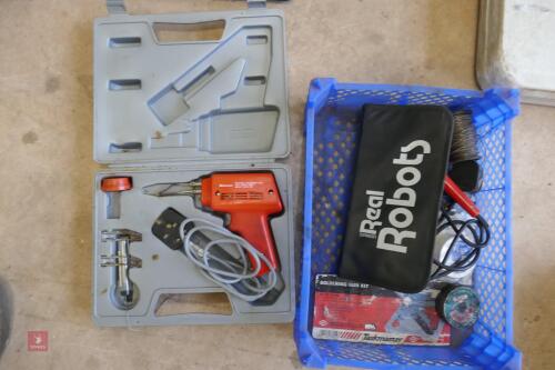 3 240V SOLDERING IRON & FLUX (162)