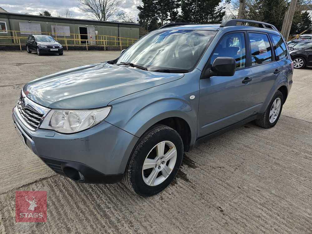 2009 SUBURU FORESTER CAR