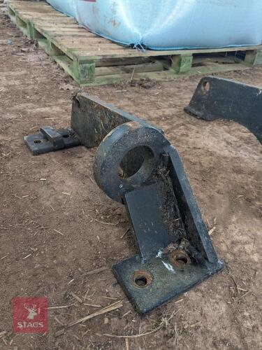 MATBRO LOADER BRACKETS PIN & CONE