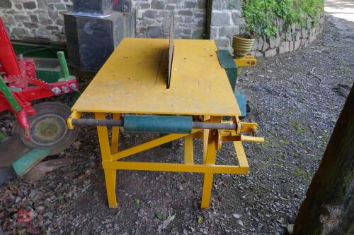PTO DRIVEN SAW BENCH
