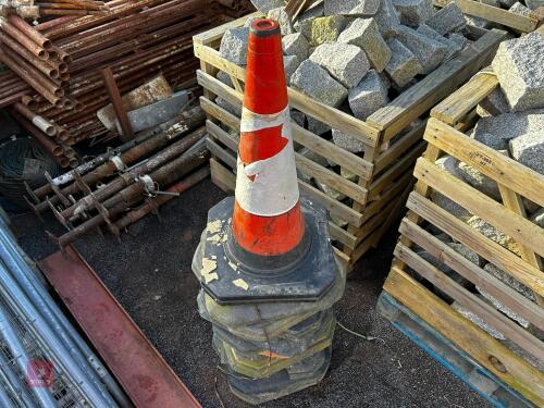 13 TRAFFIC CONES