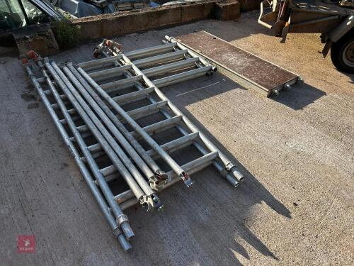 ALUMINIUM SCAFFOLD TOWER/WORK PLATFORM