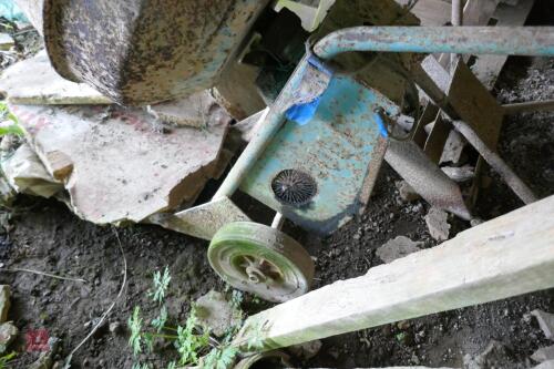 ELECTRIC CEMENT MIXER