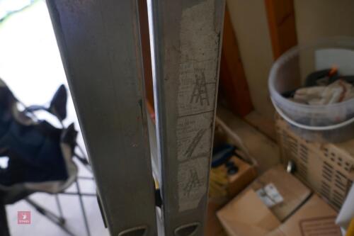 2 IN 1 ALUMINIUM STEP LADDER (212)