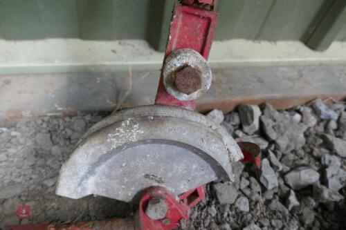 PIPE BENDER (226)