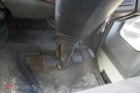 FORD CARGO 813 7.5T HORSE LORRY - 24