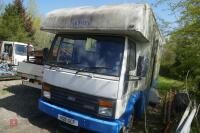 FORD CARGO 813 7.5T HORSE LORRY - 31