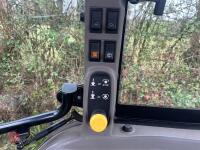 2011 CASE 95 JXU 4WD TRACTOR - 47