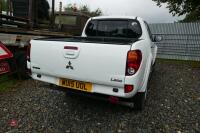 2015 MITSUBISHI TROJAN 2.5L 200 PICK UP - 9