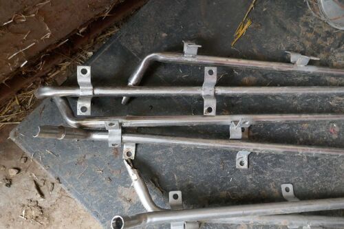 6 STAINLESS STEEL PIG NIPPLE DRINKERS