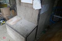 SYMMS 3TON FEED BIN - 10