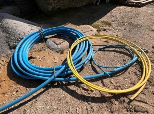GAS AND WATER PIPE