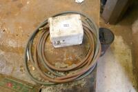 OXYCETALENE REGULATOR & PIPES - 2