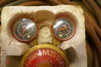 OXYCETALENE REGULATOR & PIPES - 6