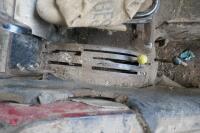 CASE INTERNATIONAL 685 2WD TRACTOR - 7