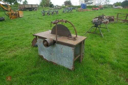 BELT DRIVEN SAW BENCH