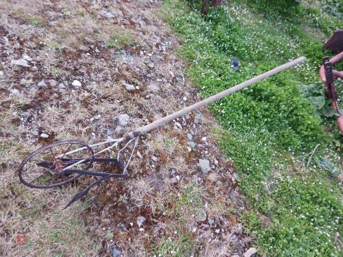 SINGLE ROW RIDGER