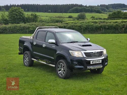 2013 TOYOTA HILUX INVINCIBLE 4WD PICK UP