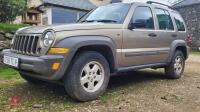 CHEROKEE CRD SPORT JEEP ESTATE - 2
