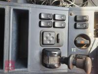 2006 MERCEDES BENZ U500 UNIMOG - 10