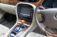 2005 JAGUAR XJ6 CAR (S/R) - 13