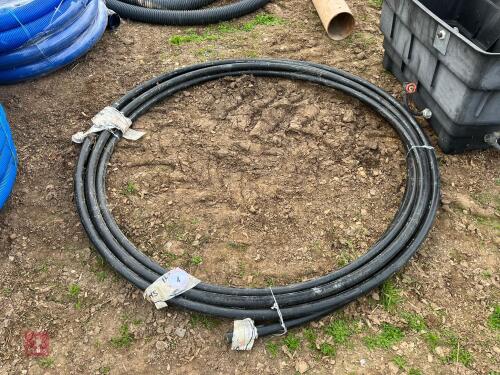 BLACK ROLL OF WATER PIPE (4)