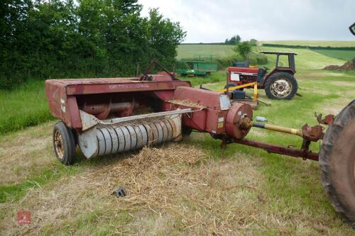 INTERNATIONAL 440 CONVENTIONAL BALER