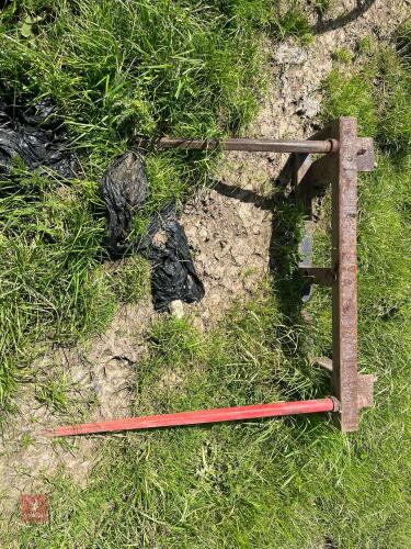 REAR TWIN TINE BALE SPIKE