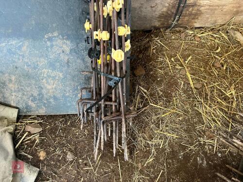 20 ELECTRIC RAPPA FENCING STAKES (11)