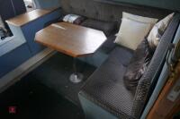 FORD CARGO 813 7.5T HORSE LORRY - 3